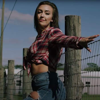 VIDEO SPOTLIGHT – Savannah Dexter “Heaven’s Got A Backroad”