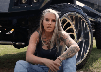 VIDEO SPOTLIGHT – Katie Noel “Home (NC)”