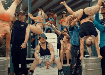 VIDEO SPOTLIGHT – Traylormade “Double Wide” REMIX